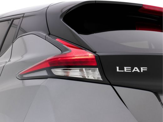 Nissan Leaf Tekna 40 kWh (INCL-BTW) AUT. * FULL-LEATHER | BOSE-AUDIO | FULL-LED | KEYLESS | SURROUND-VIEW | D... ActivLease financial lease