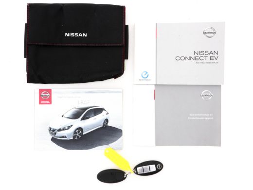 Nissan Leaf Tekna 40 kWh (INCL-BTW) AUT. * FULL-LEATHER | BOSE-AUDIO | FULL-LED | KEYLESS | SURROUND-VIEW | D... ActivLease financial lease