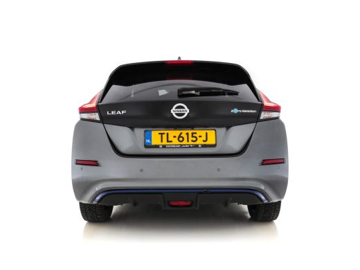 Nissan Leaf Tekna 40 kWh (INCL-BTW) AUT. * FULL-LEATHER | BOSE-AUDIO | FULL-LED | KEYLESS | SURROUND-VIEW | D... ActivLease financial lease