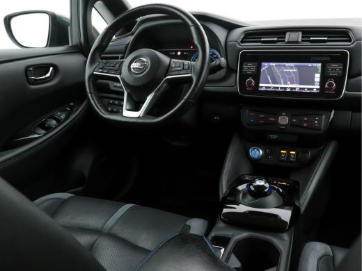 Nissan Leaf Tekna 40 kWh (INCL-BTW) AUT. * FULL-LEATHER | BOSE-AUDIO | FULL-LED | KEYLESS | SURROUND-VIEW | D... ActivLease financial lease