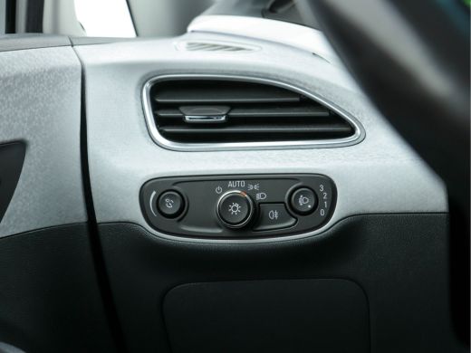 Opel Ampera-E Business Executive 60 kWh (INCL-BTW)  Aut. *FULL-LEATHER | BOSE-AUDIO | DIGI-COCKPIT | KEYLESS | ... ActivLease financial lease