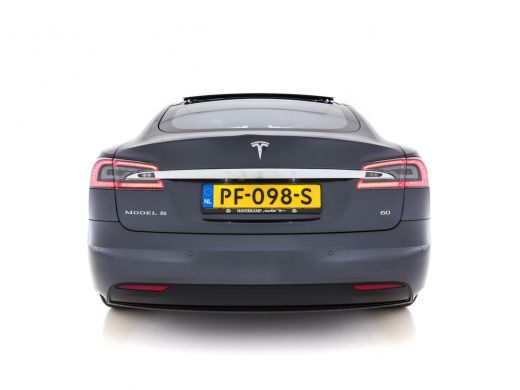 Tesla Model S 235 Kw Base [ 3-Fase ] (INCL-BTW) *PANO | AUTO-PILOT | KEYLESS | FULL-LED | 1/2-LEATHER | NAVI-FU... ActivLease financial lease