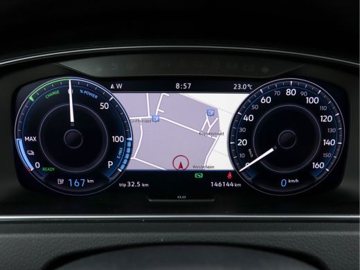 Volkswagen e-Golf (INCL-BTW) *HEATPUMP | FULL-LEATHER | FULL-LED | ADAPTIVE-CRUISE | VIRTUAL-COCKPIT |  KEYLESS | C... ActivLease financial lease