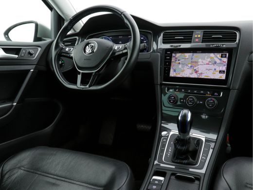 Volkswagen e-Golf (INCL-BTW) *HEATPUMP | FULL-LEATHER | FULL-LED | ADAPTIVE-CRUISE | VIRTUAL-COCKPIT |  KEYLESS | C... ActivLease financial lease