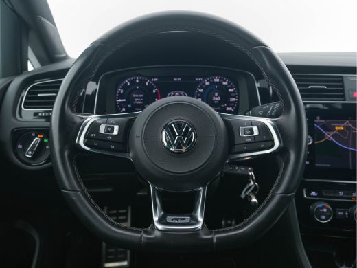 Volkswagen GOLF Variant 1.5 TSI Highline-Business R-Line-Sportpack Aut. *DIGI-COCKPIT |  FULL-LED | BLIND-SPOT | DAB | NA... ActivLease financial lease