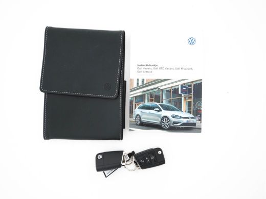 Volkswagen GOLF Variant 1.5 TSI Highline-Business R-Line-Sportpack Aut. *DIGI-COCKPIT |  FULL-LED | BLIND-SPOT | DAB | NA... ActivLease financial lease