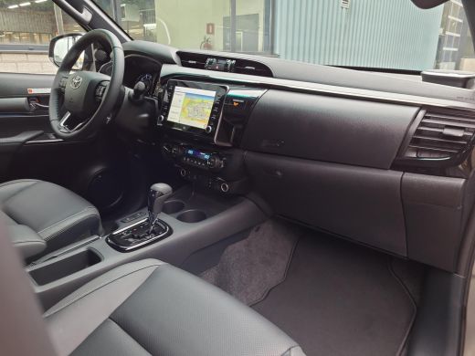 Toyota Hilux 2.8 D-4D Double Cab Invincible | excl. BTW / excl. BPM | Rijklaarprijs incl. garantie | ActivLease financial lease