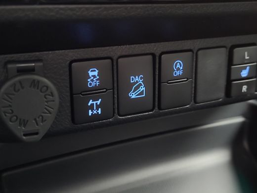 Toyota Hilux 2.8 D-4D Double Cab Invincible | excl. BTW / excl. BPM | Rijklaarprijs incl. garantie | ActivLease financial lease