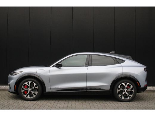 Ford Mustang Mach-E 75kWh AWD | TECHNOLOGY PACK PLUS | PANORAMADAK ActivLease financial lease