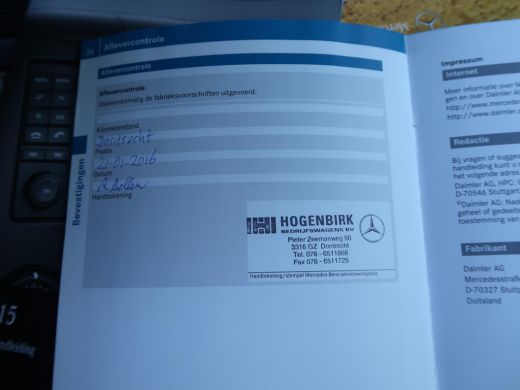 Mercedes Sprinter 319 3.0 V6 BLUETEC 190 PK AUT7 L2H2 + ELEKTR. SCHUIFDEUR / XENON / CAMERA ActivLease financial lease