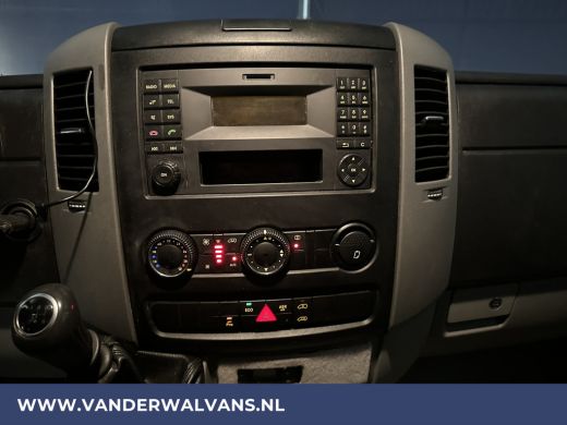 Mercedes Sprinter 316 CDI 163pk L2H2 Euro6 Airco | 2800kg Trekhaak | Cruisecontrol | Parkeersensoren bluetooth tele... ActivLease financial lease