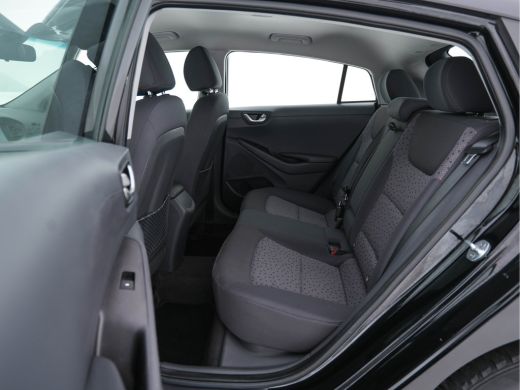 Hyundai IONIQ Comfort EV (INCL-BTW) *NAVI-FULLMAP | FULL-LED | INFINITY-AUDIO | CAMERA | ECC | DAB | PDC | APP... ActivLease financial lease