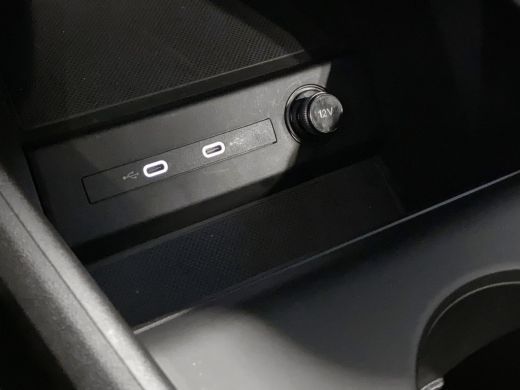 Audi Q4 Sportback e-tron 40 77 kWh | Klimaatregelingpakket | Assistentiepakket plus | Achteruitrijcamera ActivLease financial lease