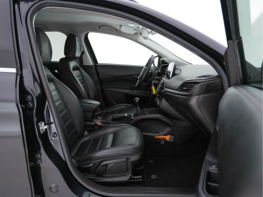 Fiat Tipo Stationwagon 1.6 MultiJet 16v Business Lusso *FULL-LEATHER | NAVI-FULLMAP | CAMERA | ECC | PDC | ... ActivLease financial lease