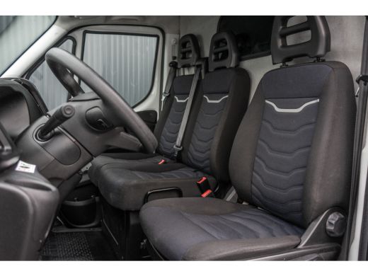 Iveco Daily 35S16V L4H2 | Automaat | Euro 6 | 157 PK | Climate | 3500 KG Trekgewicht | MF Stuur | 3-Persoons ActivLease financial lease