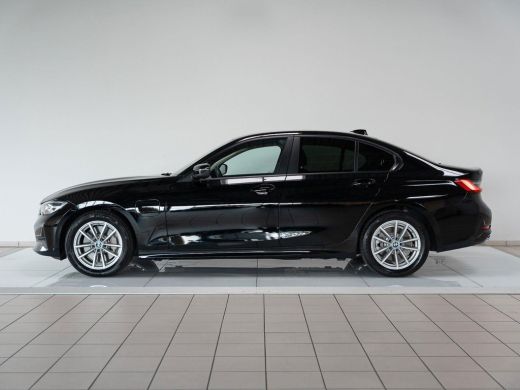 BMW 3-serie 330e eDrive Edition ActivLease financial lease
