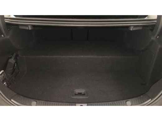 Mercedes E-Klasse 300 e AMG Line ActivLease financial lease