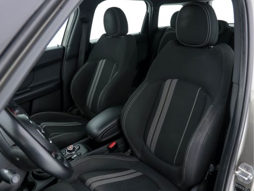 Mini Countryman 1.5 Cooper JCW-Pack (INCL-BTW) *NAVI-FULLMAP | FULL-LED |  ECC | PDC | CRUISE | SPORT-SEATS | KEY... ActivLease financial lease