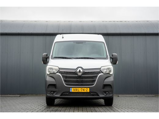 Renault Master 2.3 dCi L3H2 | 150 PK | Euro 6 | A/C | Trekhaak | 3-Persoons ActivLease financial lease