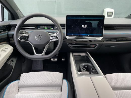 Volkswagen ID.7 Pro Business 77 kWh | Interieur Style pakket | Warmtepomp ActivLease financial lease