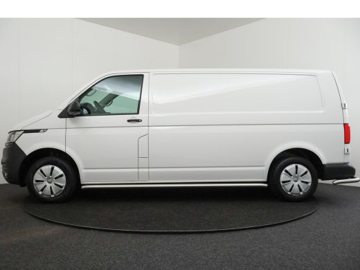 Volkswagen Transporter 2.0 TDI 150 PK DSG L2H1 28 Comfortline | Navigatie | Parkeerhulp | Laadruimte betimmering | Alarm | ActivLease financial lease