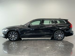 Volvo  V60 T6 Recharge AWD Core Bright | Park Assist Pack |