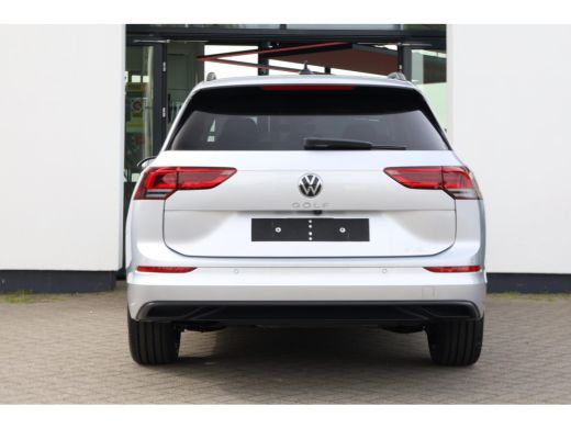 Volkswagen GOLF Variant 1.0 eTSI Life Business 110 PK / 81 kW DSG, Achteruitrijcamera, ACC, 17'' lmv, Side Assist, Climat... ActivLease financial lease