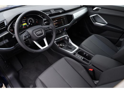 Audi Q3 45 TFSI e S edition 245PK / 180kW DSG, S-Line, Keyless Access, elektrische achterklep, LED Plus m... ActivLease financial lease