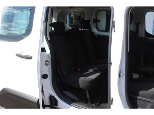 Peugeot e-Rifter EV Active Pack | Cruise control | Parkeersensoren achter | DAB+ | Apple Carplay | ActivLease financial lease