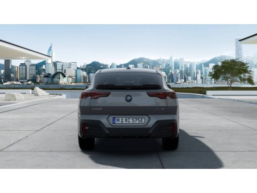 BMW iX2 xDrive30 M Sportpakket Pro ActivLease financial lease