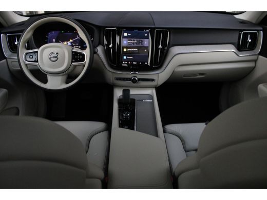 Volvo  XC60 T6 AWD Plus Bright | Panorama dak | Camera | All-Season | Adaptive Cruise | BLIS | 19-inch | Memo... ActivLease financial lease