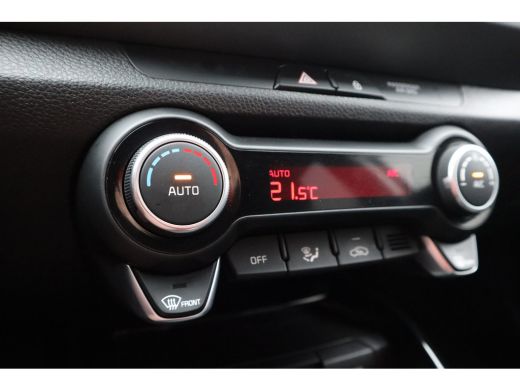 Kia Stonic 1.0 T-GDi MHEV DynamicPlusLine Carplay / Camera / Climate Control keyless ActivLease financial lease
