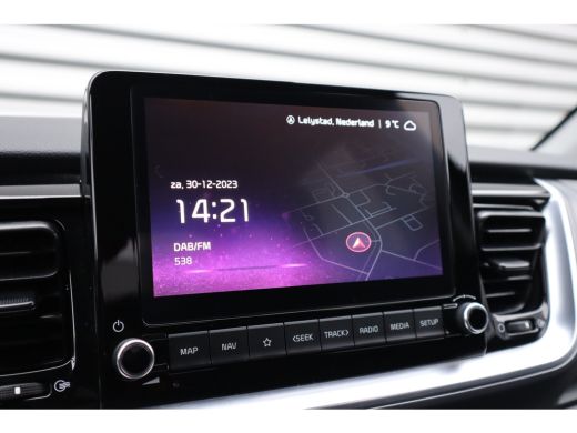 Kia Stonic 1.0 T-GDi MHEV DynamicPlusLine Carplay / Camera / Climate Control keyless ActivLease financial lease