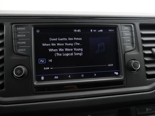 MAN TGE 30 2.0 + CAMERA / NAVIGATIE / APPLE CARPLAY / 3-ZITS ActivLease financial lease
