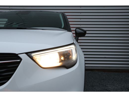 Opel Crossland X 1.2 120 Jaar Edition NAVI / Carplay / PDC / NL-Auto / 1e eigenaar ActivLease financial lease