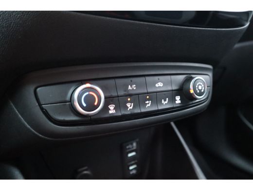 Opel Crossland X 1.2 120 Jaar Edition NAVI / Carplay / PDC / NL-Auto / 1e eigenaar ActivLease financial lease