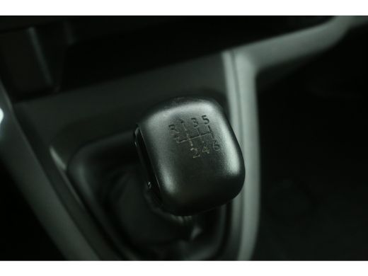 Opel Vivaro 1.5 CDTI L3H1 2022 | Airco Cruisecontrol PDC Camera Navigatie 3 Persoons Metallic ActivLease financial lease