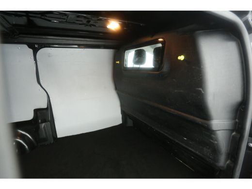 Opel Vivaro 1.5 CDTI L3H1 2022 | Airco Cruisecontrol PDC Camera Navigatie 3 Persoons Metallic ActivLease financial lease