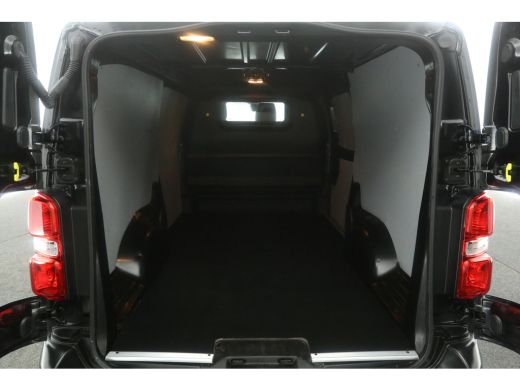 Opel Vivaro 1.5 CDTI L3H1 2022 | Airco Cruisecontrol PDC Camera Navigatie 3 Persoons Metallic ActivLease financial lease