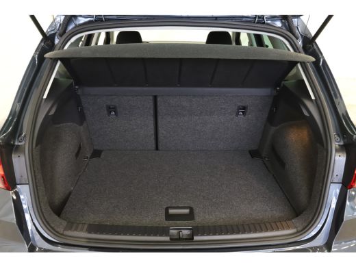 Seat Arona 1.0 TSI 95pk Style Business Intense Navigatie Pdc Cruise Stoelverwarming 135 ActivLease financial lease