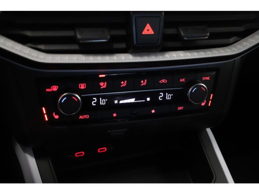 Seat Arona 1.0 TSI 95pk Style Business Intense Navigatie Pdc Cruise Stoelverwarming 135 ActivLease financial lease