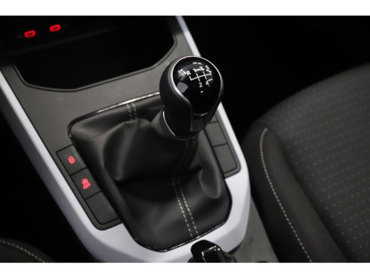 Seat Arona 1.0 TSI 95pk Style Business Intense Navigatie Pdc Cruise Stoelverwarming 135 ActivLease financial lease