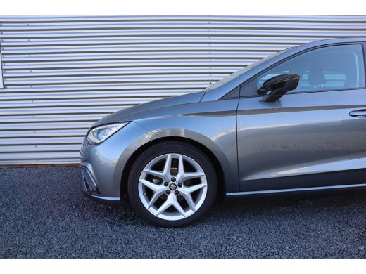 Seat Ibiza 1.0 TSI FR Business Intense LED / Beats / Adaptive Cruise / Camera / NL-Auto / 1e eigenaar ActivLease financial lease