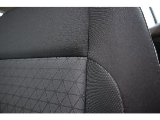 Volkswagen T-Cross 1.0 TSI Life Adaptieve Cruise / Blind Spot / NL-Auto / 1e eigenaar / LMV / Airco / ActivLease financial lease