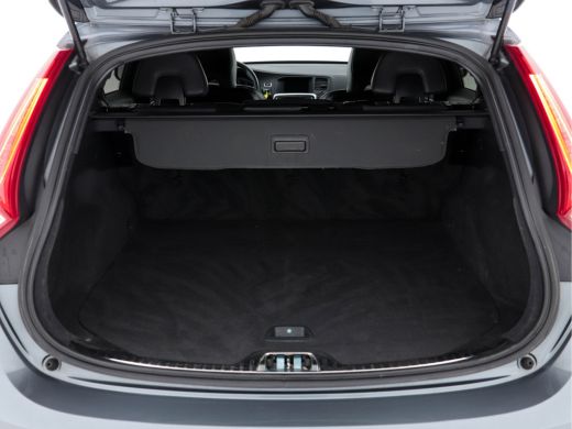 Volvo  V60 2.0 D4 R-Design Business-Sport *NAVI-FULLMAP | LEATHER-MICROFIBRE | BI-XENON | CAMERA | ECC | SPO... ActivLease financial lease