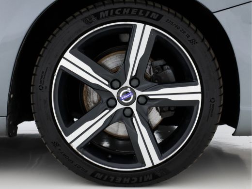 Volvo  V60 2.0 D4 R-Design Business-Sport *NAVI-FULLMAP | LEATHER-MICROFIBRE | BI-XENON | CAMERA | ECC | SPO... ActivLease financial lease