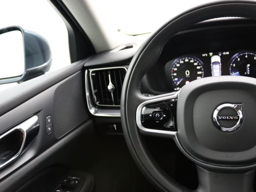 Volvo  V60 T5 | Leder | Trekhaak | Standkachel | 19 Inch | Adapative Cruise | BLIS ActivLease financial lease