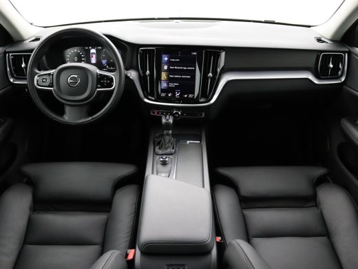 Volvo  V60 T5 | Leder | Trekhaak | Standkachel | 19 Inch | Adapative Cruise | BLIS ActivLease financial lease