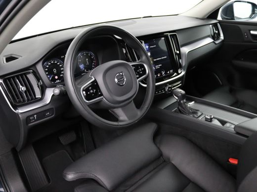 Volvo  V60 T5 | Leder | Trekhaak | Standkachel | 19 Inch | Adapative Cruise | BLIS ActivLease financial lease
