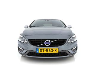Volvo  V60 2.0 D4 R-Design Business-Sport *NAVI-FULLMAP | LEDER-MICROFIBRE | BI-XENON | CAMERA | ECC | SPORT...